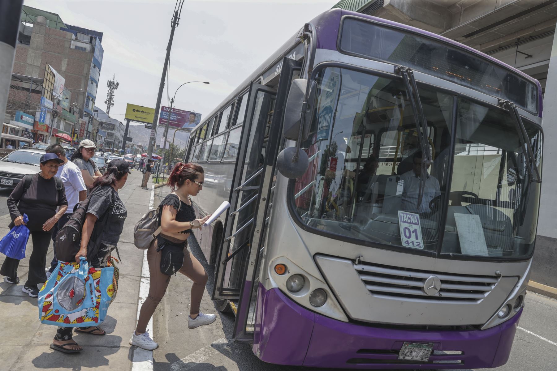 Corredor Morado desviará recorrido por construcción de Estación Central. Foto: ANDINA/Andrés Valle.