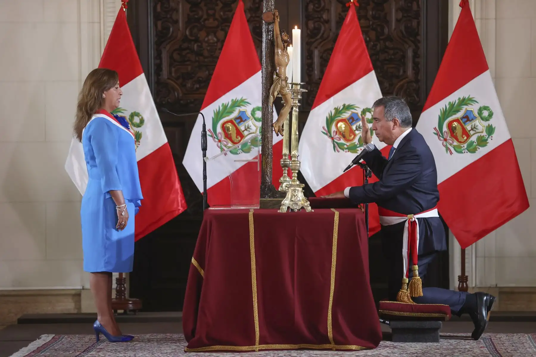 Presidenta de la república, Dina Boluarte toma juramento a nuevo Gabinete Ministerial.
Foto: ANDINA/Prensa Presidencia