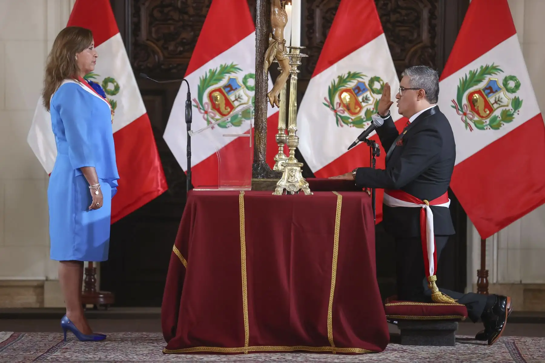 Presidenta de la república, Dina Boluarte toma juramento a nuevo Gabinete Ministerial.
Foto: ANDINA/Prensa Presidencia