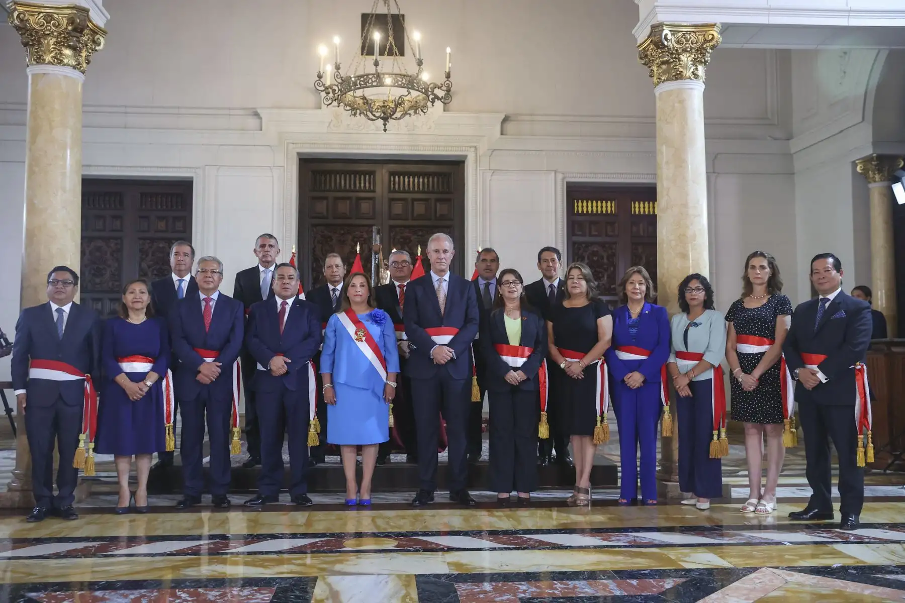 Presidenta de la república, Dina Boluarte toma juramento a nuevo Gabinete Ministerial.
Foto: ANDINA/Prensa Presidencia