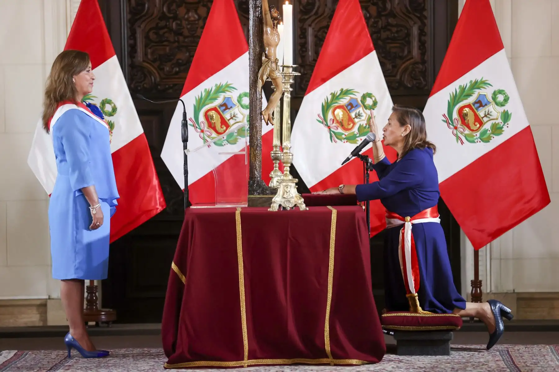 Presidenta de la república, Dina Boluarte toma juramento a nuevo Gabinete Ministerial.
Foto: ANDINA/Prensa Presidencia