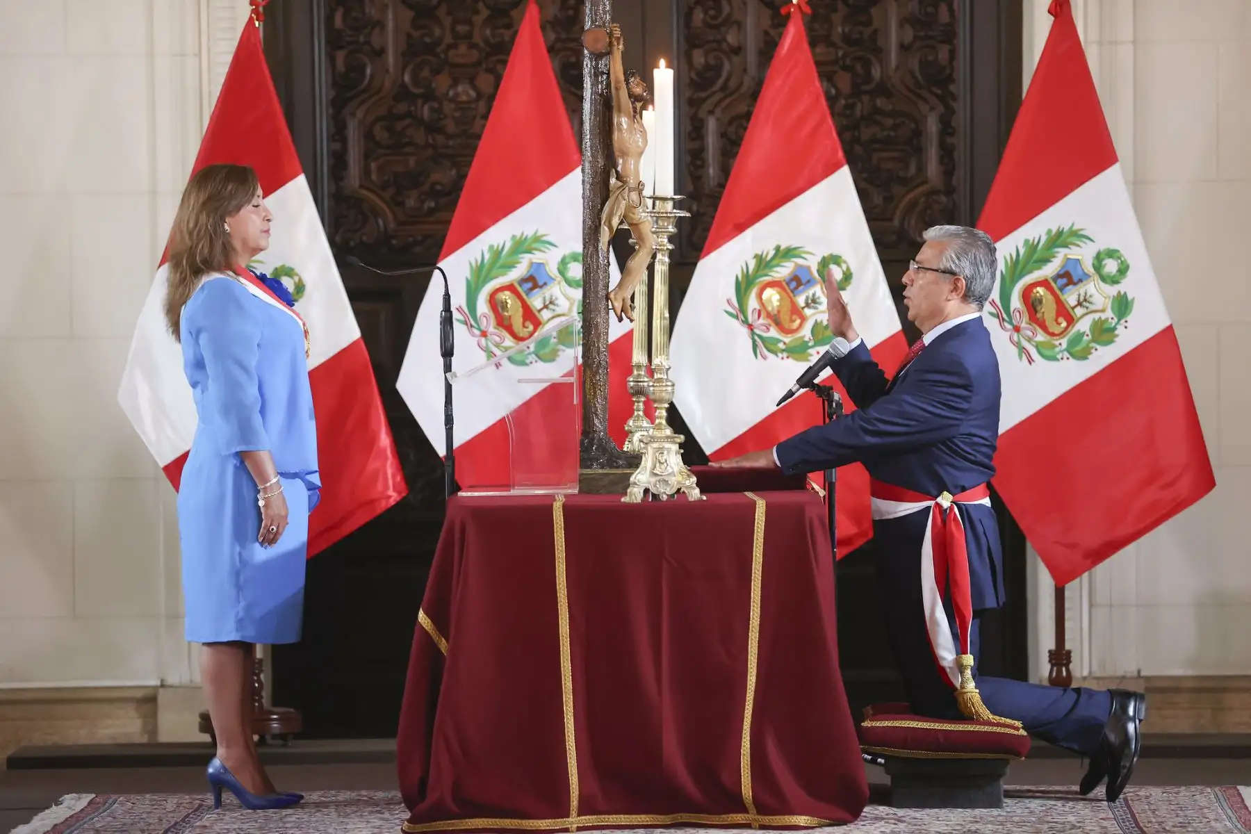 Presidenta de la república, Dina Boluarte toma juramento a nuevo Gabinete Ministerial.
Foto: ANDINA/Prensa Presidencia