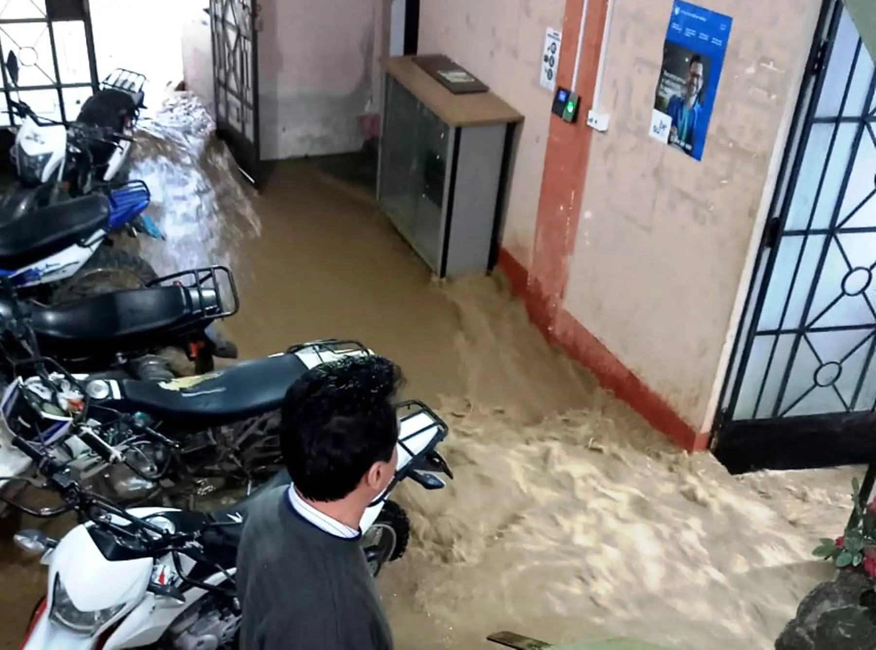 Diversas provincias de Cajamarca soportaron en los últimos días lluvias extremas que activaron quebradas y generaron emergencias afectando viviendas, terrenos de cultivo y carreteras.  ANDINA/Difusión