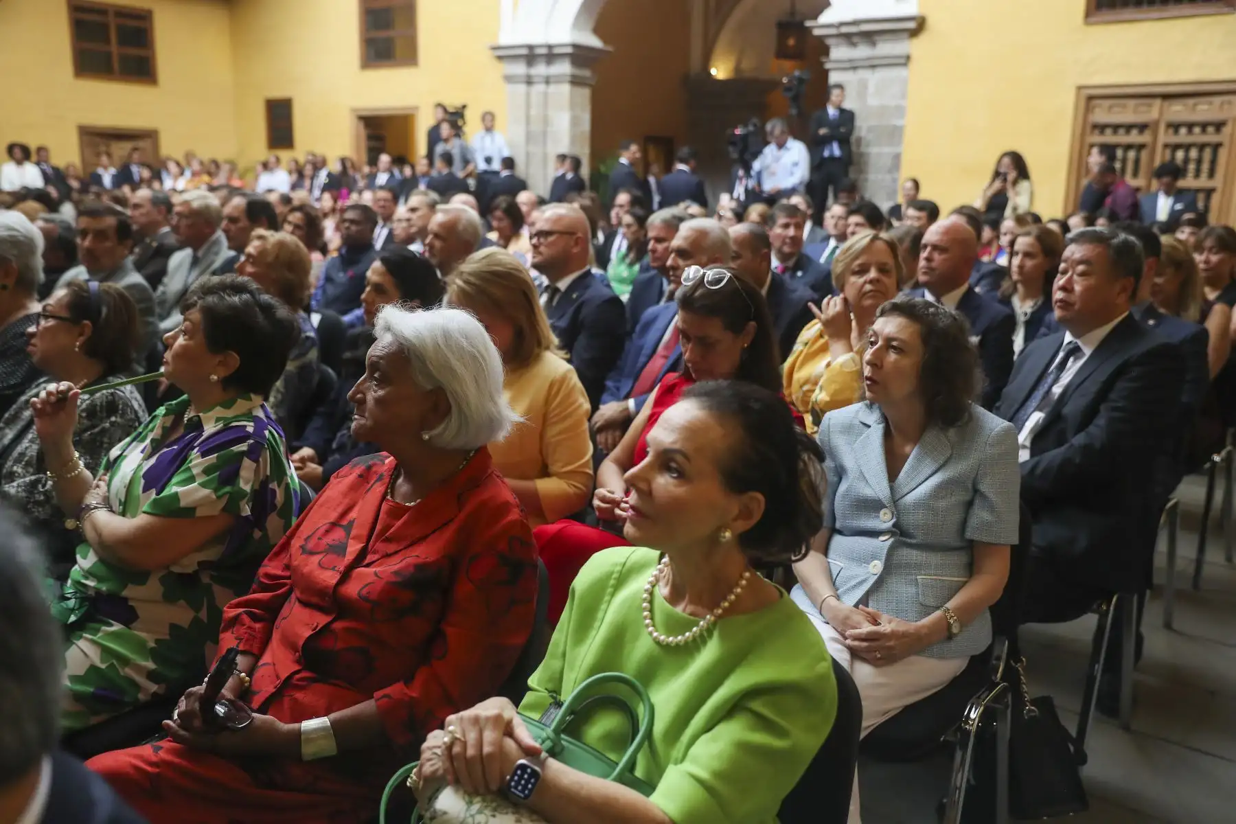 La presidenta de la república, Dina Boluarte, participó en la conferencia magistral: “Avances en retos en materia de derechos de las mujeres en el ámbito internacional y nacional”. 
Foto: ANDINA/Prensa Presidencia