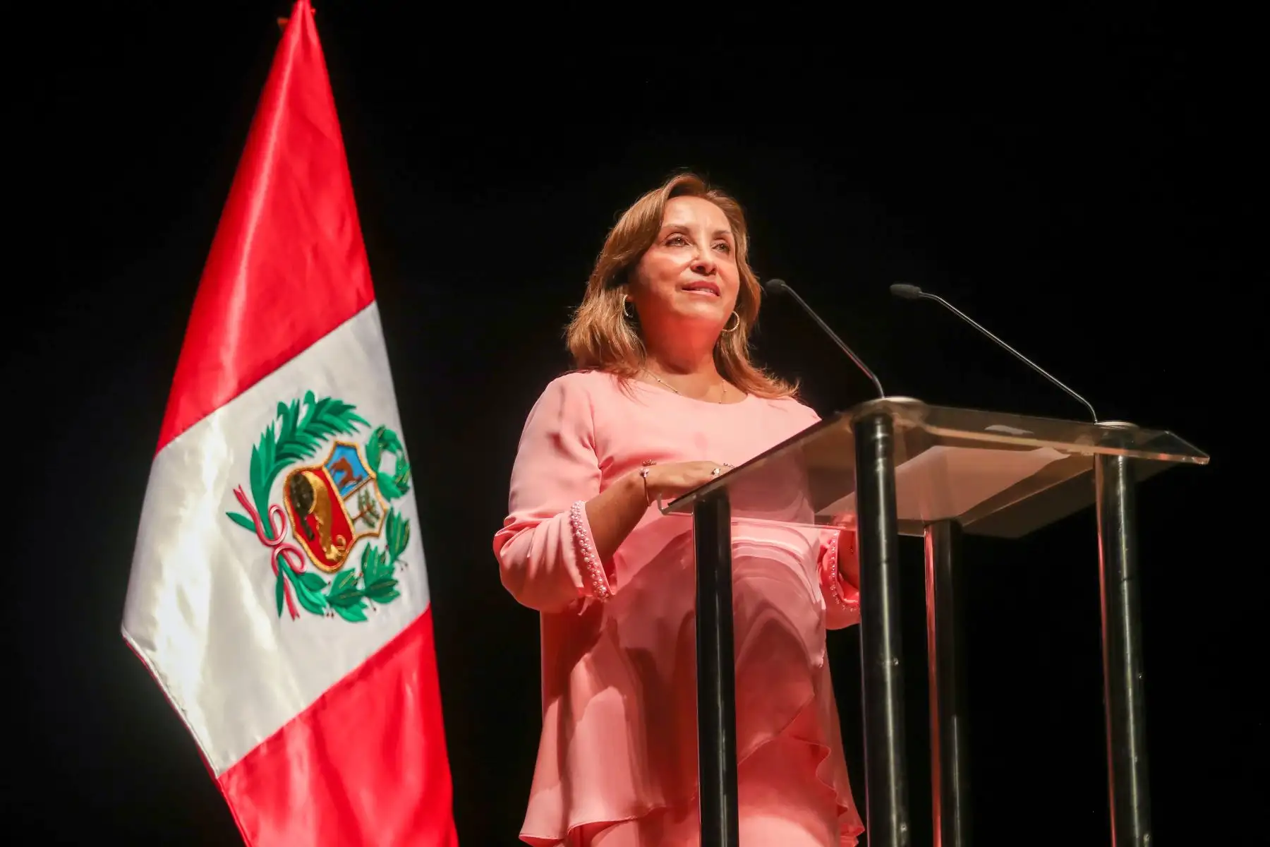 La presidenta de la república , Dina Boluarte Zegarra, participó en el reconocimiento a las mujeres líderes por el desarrollo en igualdad, el cual busca reconocer a doce mujeres que destacan por su labor y trayectoria de vida.
Foto: ANDINA/Presidencia Perú