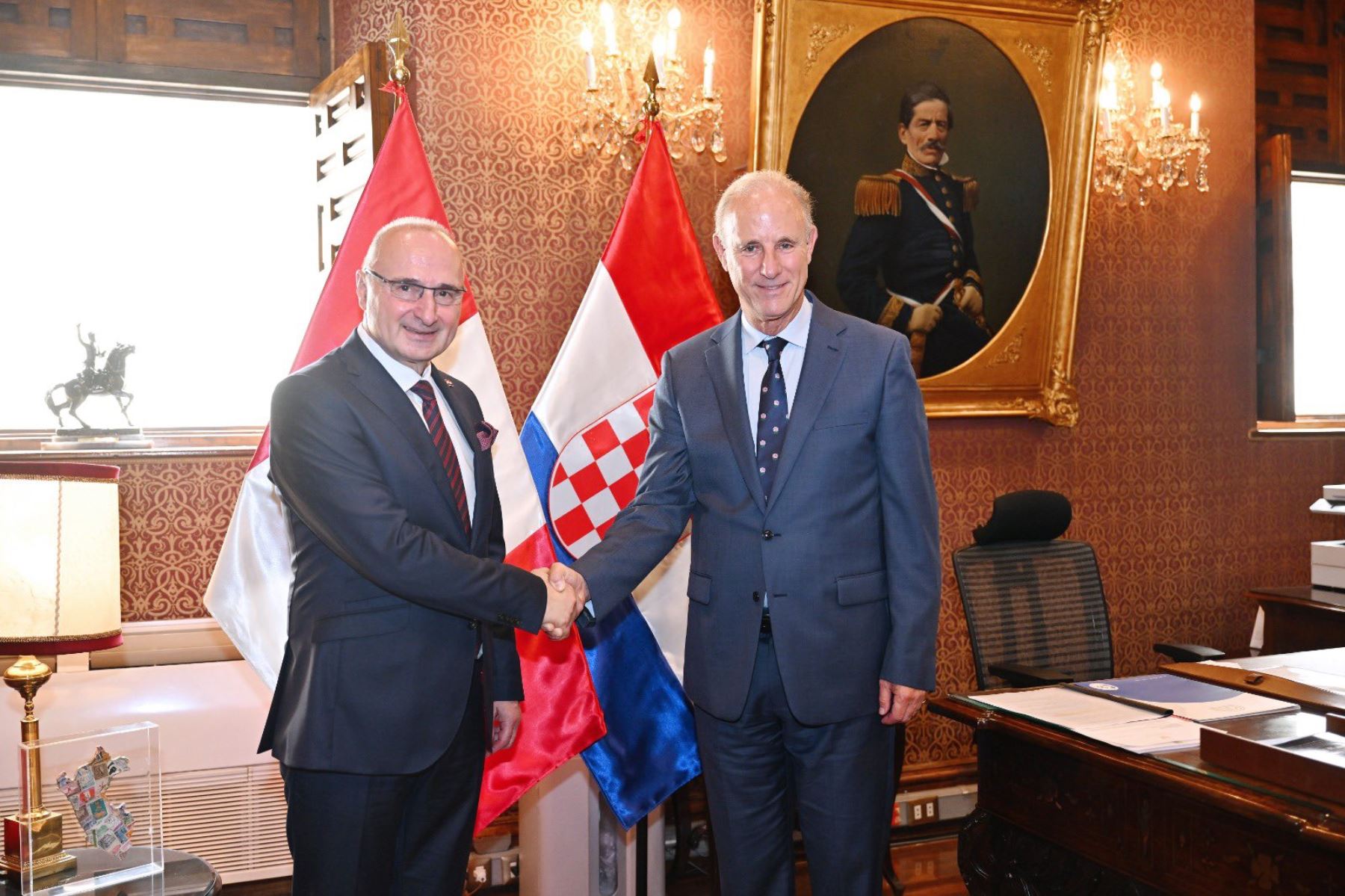 Canciller González Olaechea sostuvo reunión con homólogo de Croacia, Gordan Grlić Radman