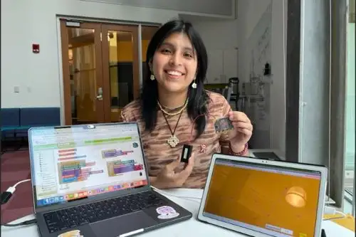 Isabela Sánchez trabaja para el MIT y sueña con volver al Perú y mejorar el ámbito tecnológico en el país.