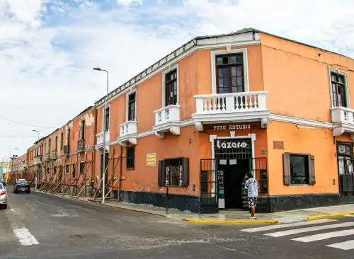 Beneficencia Pública de La Libertad apuntala antigua casona histórica de Trujillo por encontrarse en alto riesgo de colapso. ANDINA/Difusión