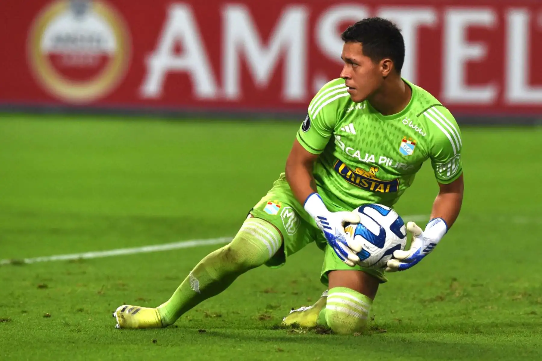 El portero de Sporting Cristal, Renato Solís, fue convocado por Jorge Fossati para la Selección Peruana, con miras a los partidos amistosos contra Nicaragua y República Dominicana. Foto: AFP