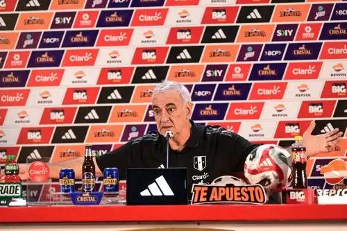 El técnico Jorge Fossati dio a conocer este lunes su primera lista de convocados para la selección peruana, compuesta por 29 futbolistas, para enfrentar los amistosos ante Nicaragua y República Dominicana. Foto: FPF
