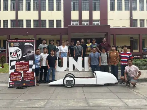 En entrevista con la Agencia Andina, Agustín Sánchez Aguilar, estudiante de la carrera de Ingeniería Mecánica de la UNI y líder del equipo Eco Motors UNI, explica que la finalidad de este proyecto es impulsar la investigación en el campo automotriz y la electromovilidad a nivel universidad y posteriormente a nivel país. Foto: UNI