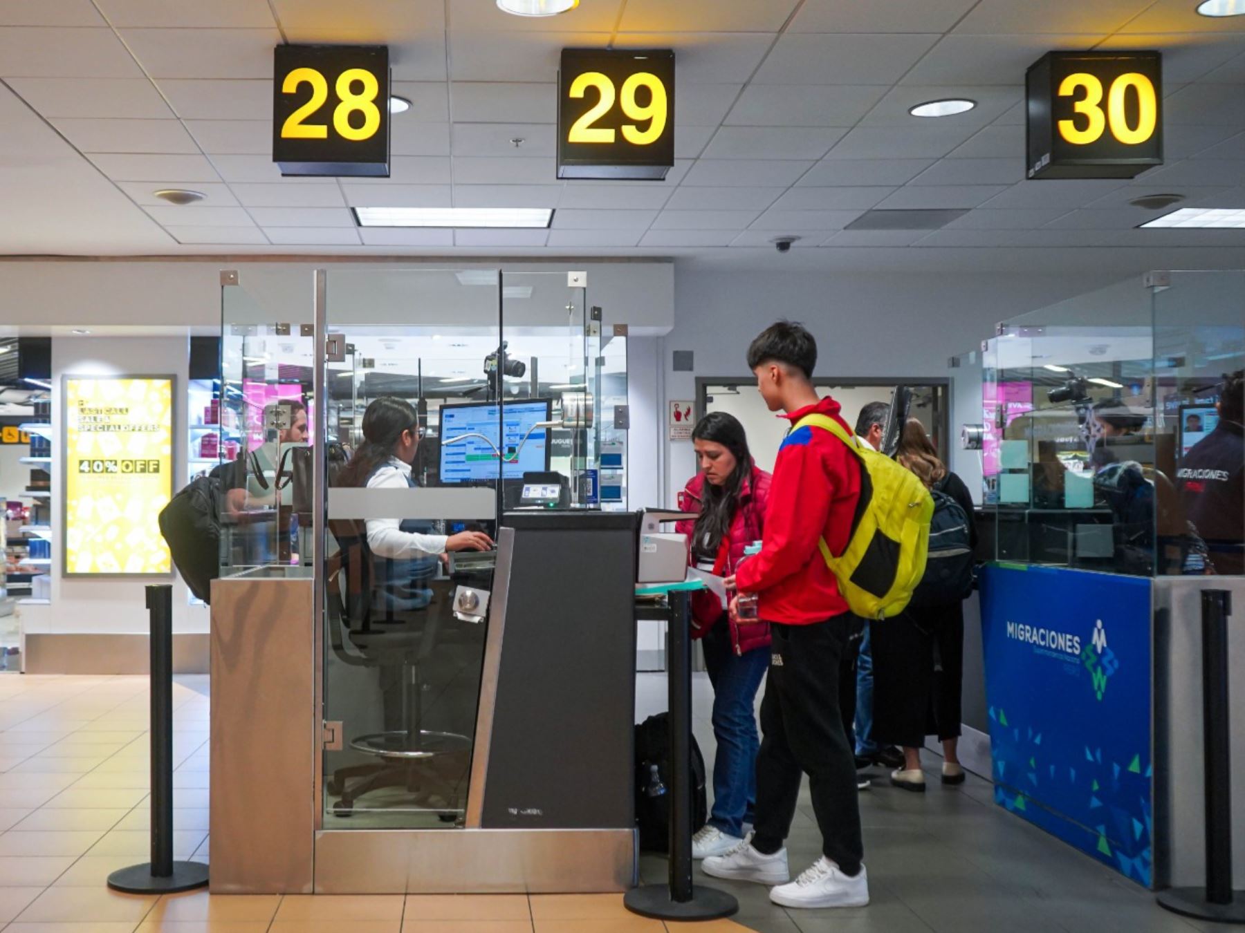 Control migratorio en el Aeropuerto Internacional Jorge Chávez.  ANDINA/Difusión