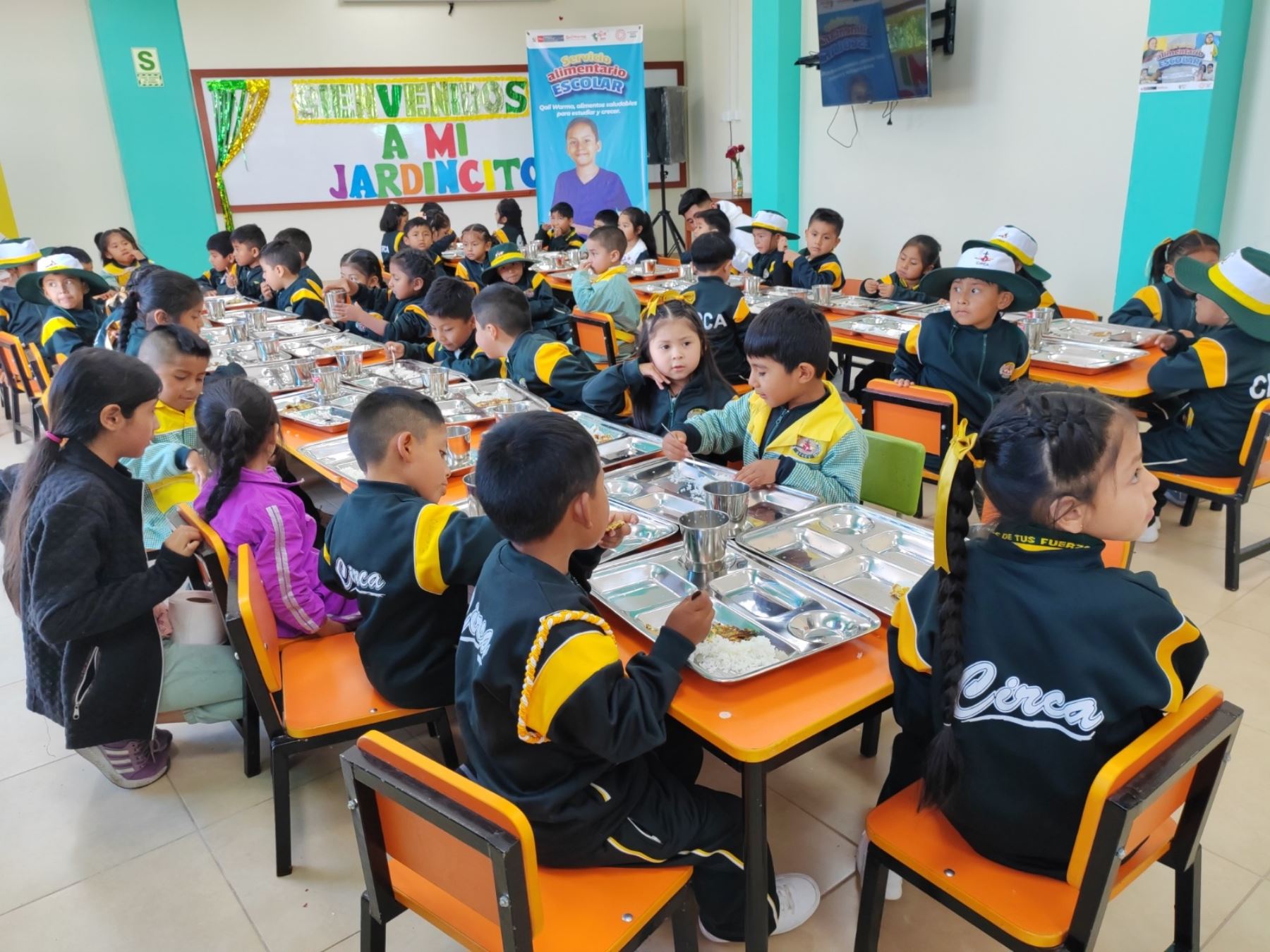 Con el inicio de clases, más de 132,000 escolares de Arequipa reciben desayuno escolar que brinda el programa Qali Warma. ANDINA/Difusión