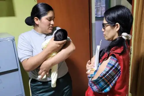 Ante el abandono de una bebé en un baño en Chorrillos, el MIMP manifestó su profundo rechazo y preocupación por la forma en que se expone la integridad y salud de una recién nacida. Foto:ANDINA/Difusión