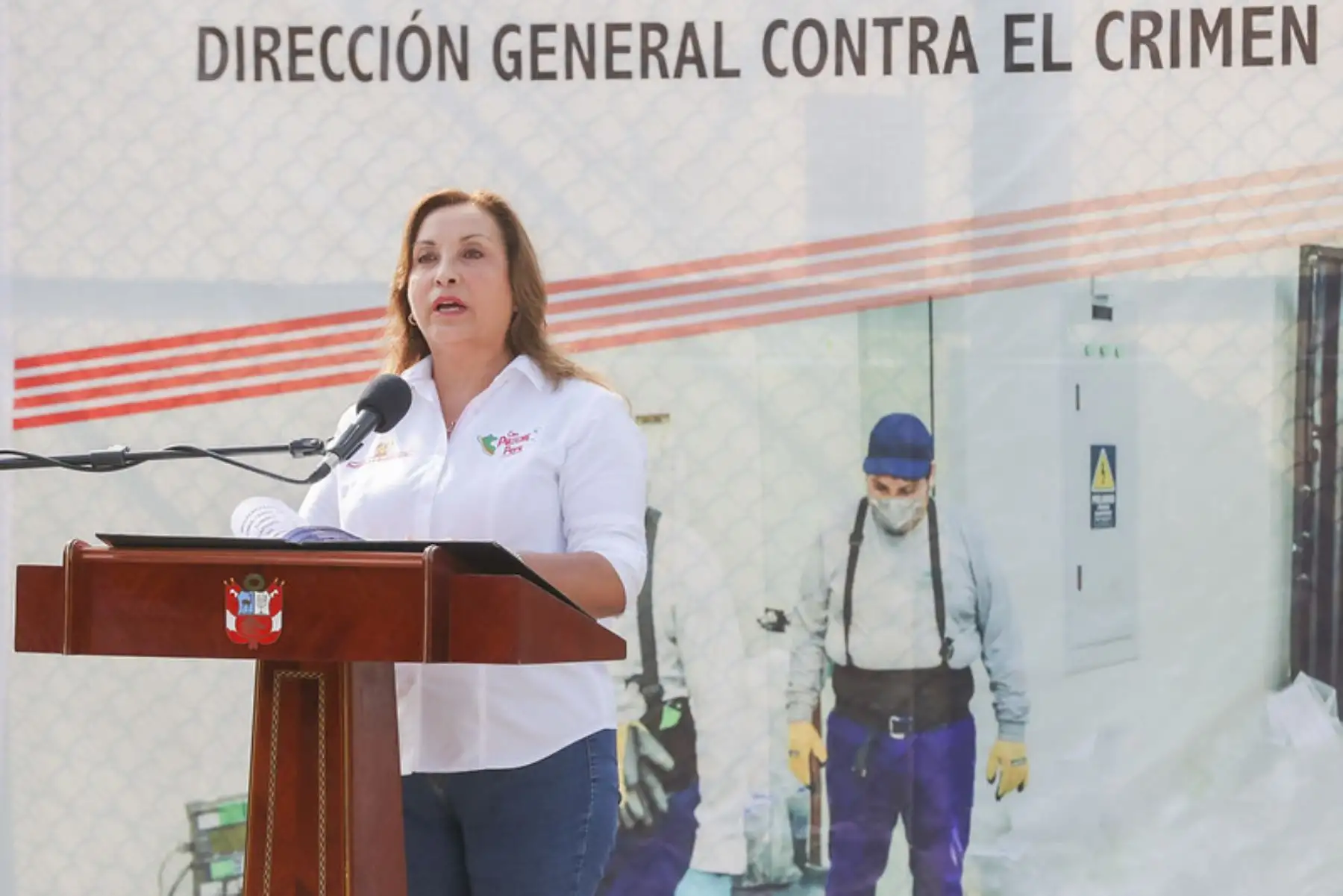 La presidenta de la república, Dina Boluarte, participa en la ceremonia de incineración de drogas decomisadas por la Policía Nacional del Perú (PNP). Foto: ANDINA/ Prensa Presidencia