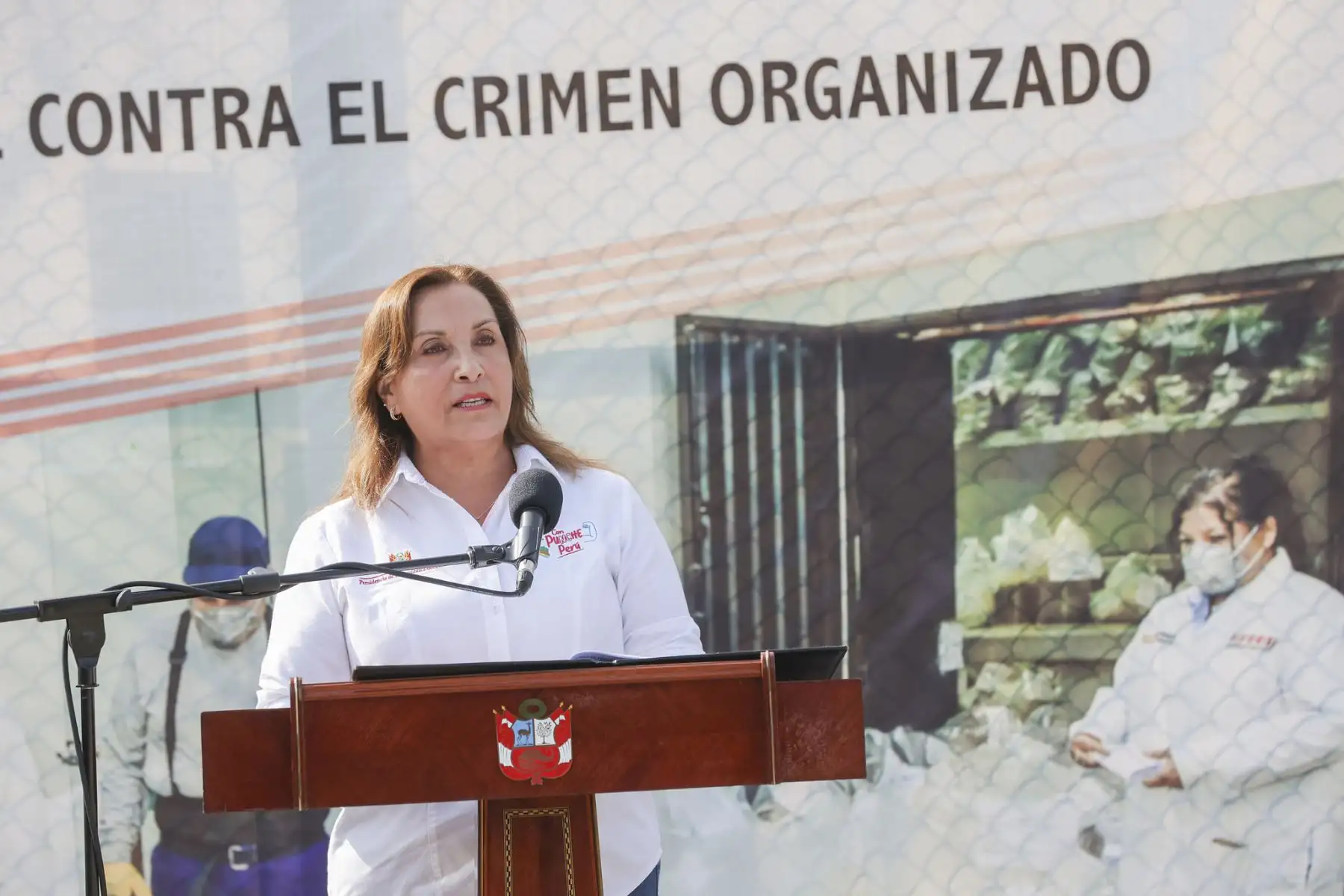 La presidenta de la república, Dina Boluarte, participa en la ceremonia de incineración de drogas decomisadas por la Policía Nacional del Perú (PNP). Foto: ANDINA/ Prensa Presidencia