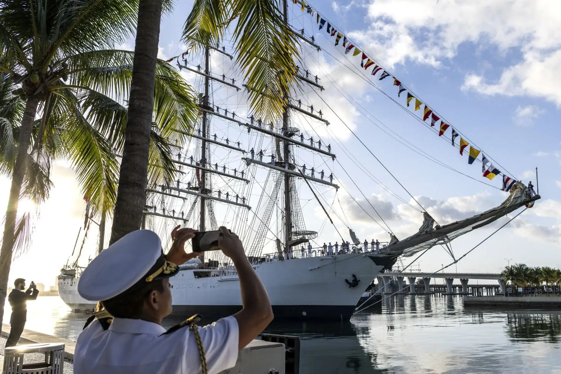 Miami es la última parada de la Unión después de su viaje de extensión cultural de 10 meses visitando 20 puertos en 15 países alrededor del mundo para compartir la cultura, el arte y la gastronomía del Perú. ofrendas.
Foto: EFE