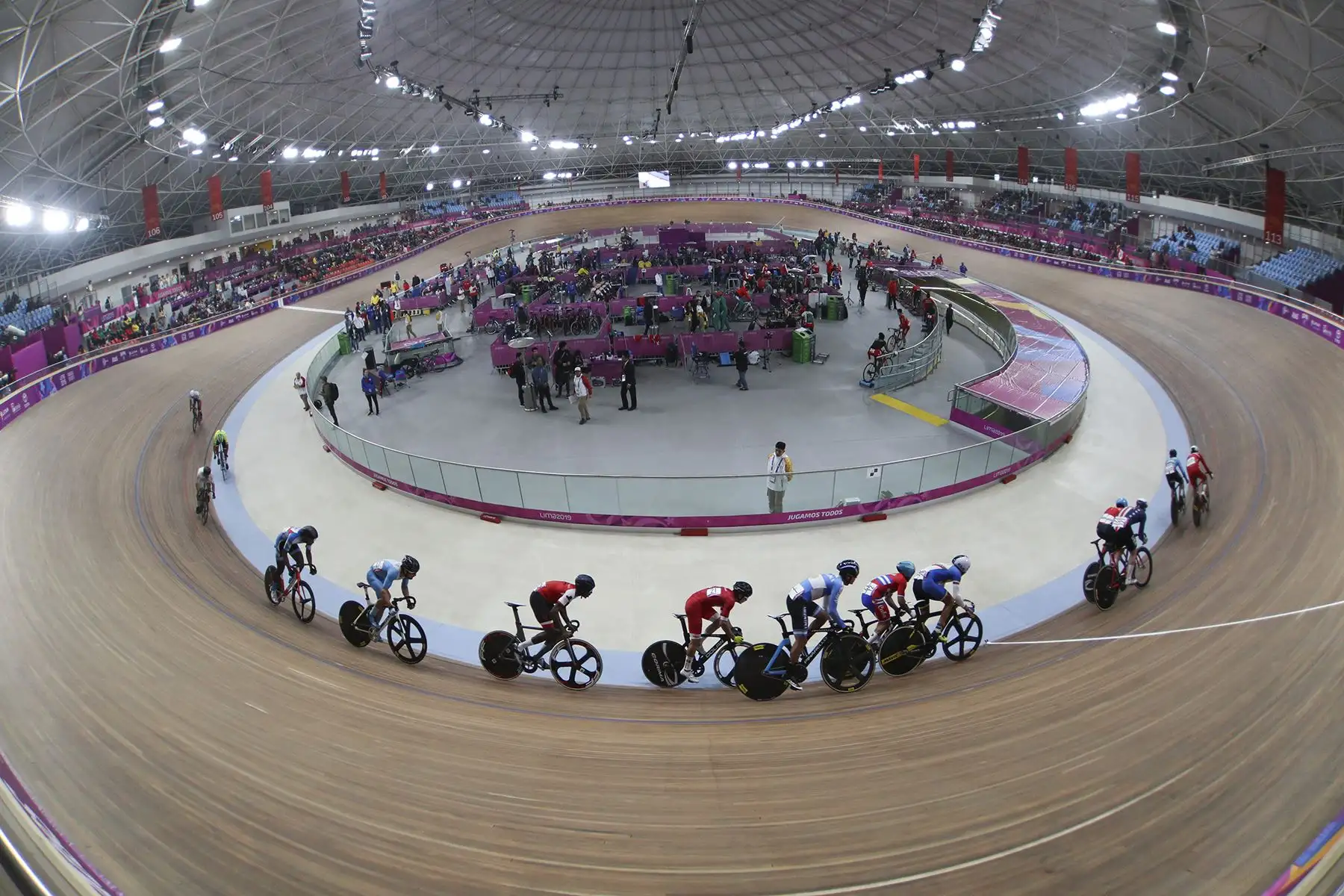 Lima - 1 de agosto de 2019 / Competencias de ciclismo en el velódromo de la Villa Deportiva Nacional - VIDENA, en los Juegos Panamericanos Lima 2019. Foto: Legado