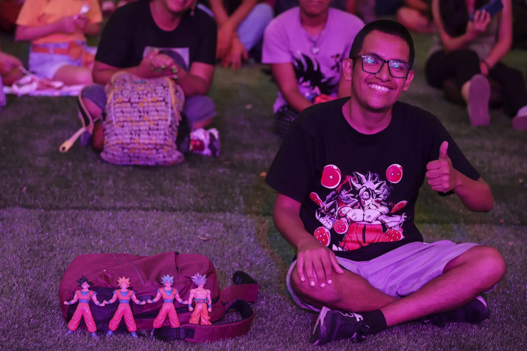 Fanáticos de Dragon Ball vivieron momentos de diversión y nostalgia recordando todo el legado de Akira Toriyama, y disfrutando de las diversas actividades que se realizan en la zona Tangüis del Circuito Mágico del Agua, para rendir homenaje al legado de uno de los maestros del género manga que ha dejado una huella imborrable en la cultura popular. Concursos de cosplay, proyecciones, juegos, música en vivo y la presencia de los icónicos personas como Goku, Vegeta, Freezer y muchas cosas más que ofrece este evento que se realiza del 15 al 17 de marzo.
Foto: ANDINA/Andrés Valle