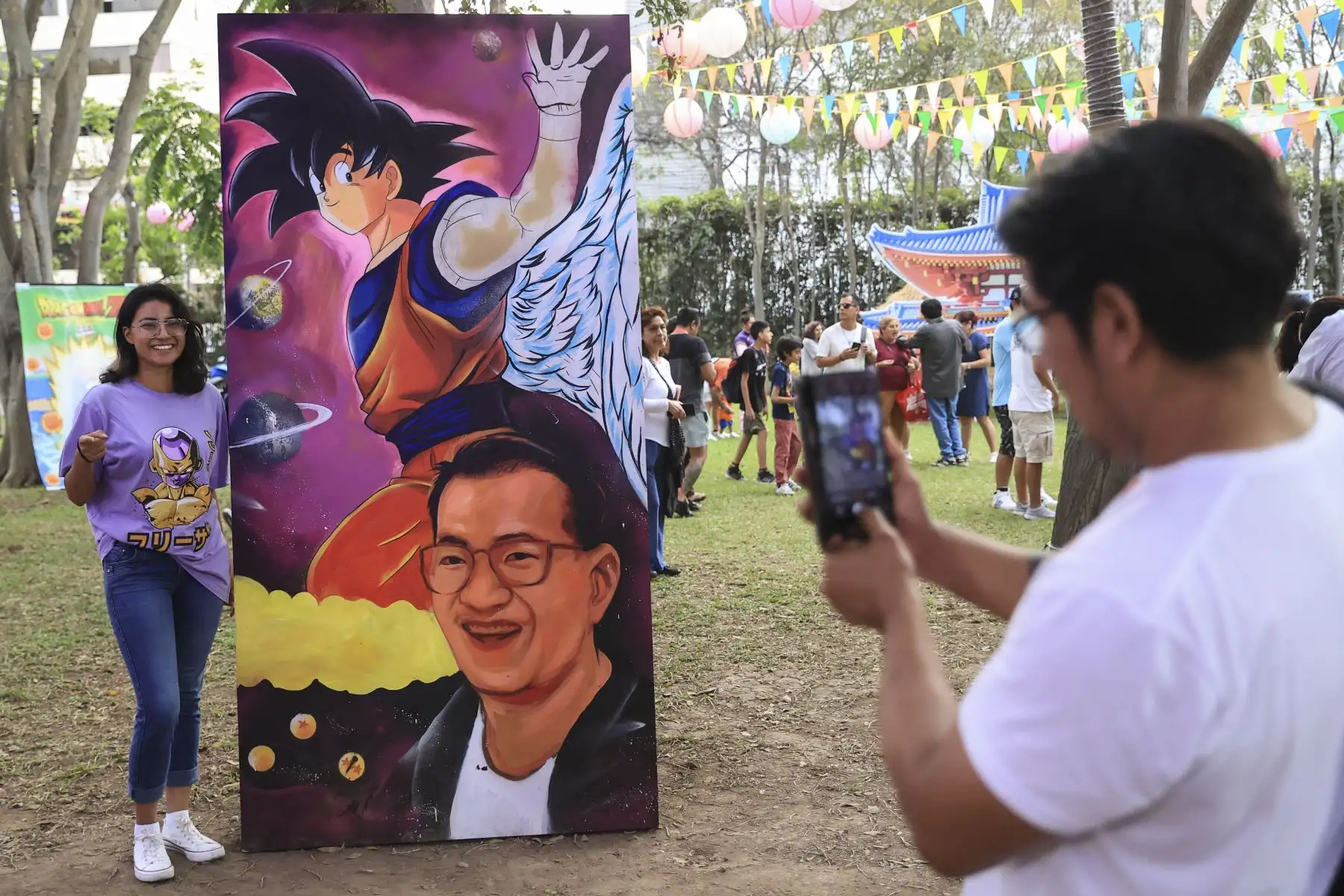 El Circuito Mágico del Agua realizó un homenaje en honor a Akira Toriyama, creador japonés del famoso anime Dragon Ball. Foto: ANDINA/Jhonel Rodríguez Robles