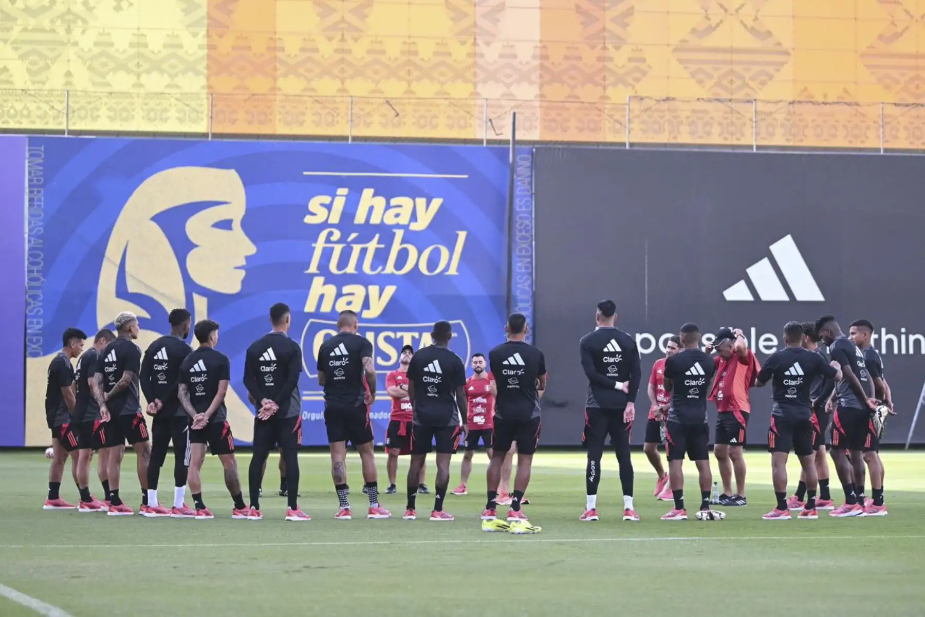 La selección peruana continúa con los entrenamientos en la Videna para su partido encuentro amistoso ante Nicaragua. Foto: FPF