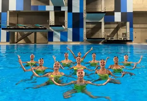 La selección peruana de natación artística se prepara para ganar el título mundial en casa