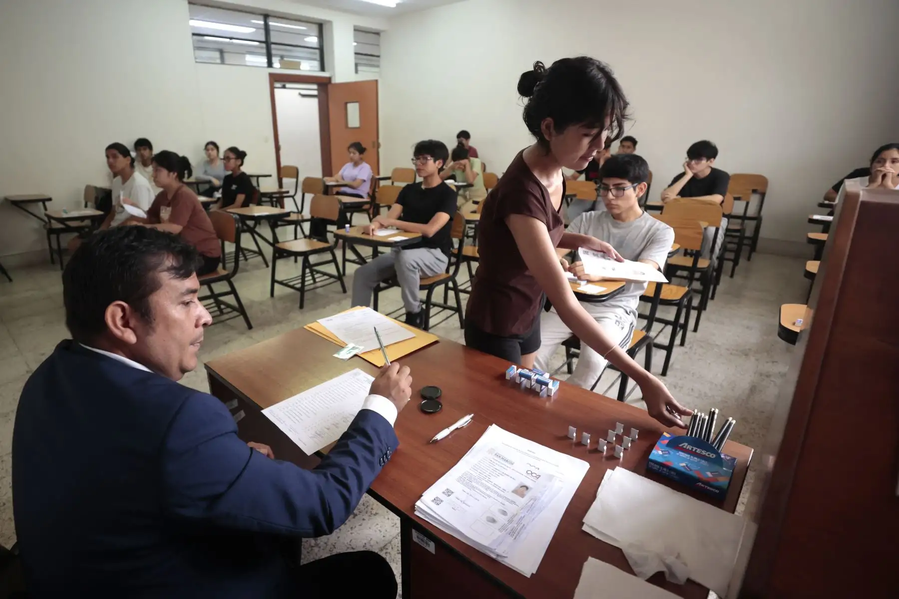 Un total de 4,028 aspirantes a convertirse en médicos tendrán una prueba exclusiva en la que competirán por una de las 56 vacantes que se ofrecen en la carrera de Medicina Humana en la modalidad ordinaria de la Universidad Nacional Mayor de San Marcos (UNMSM). Foto: ANDINA/Vidal Tarqui