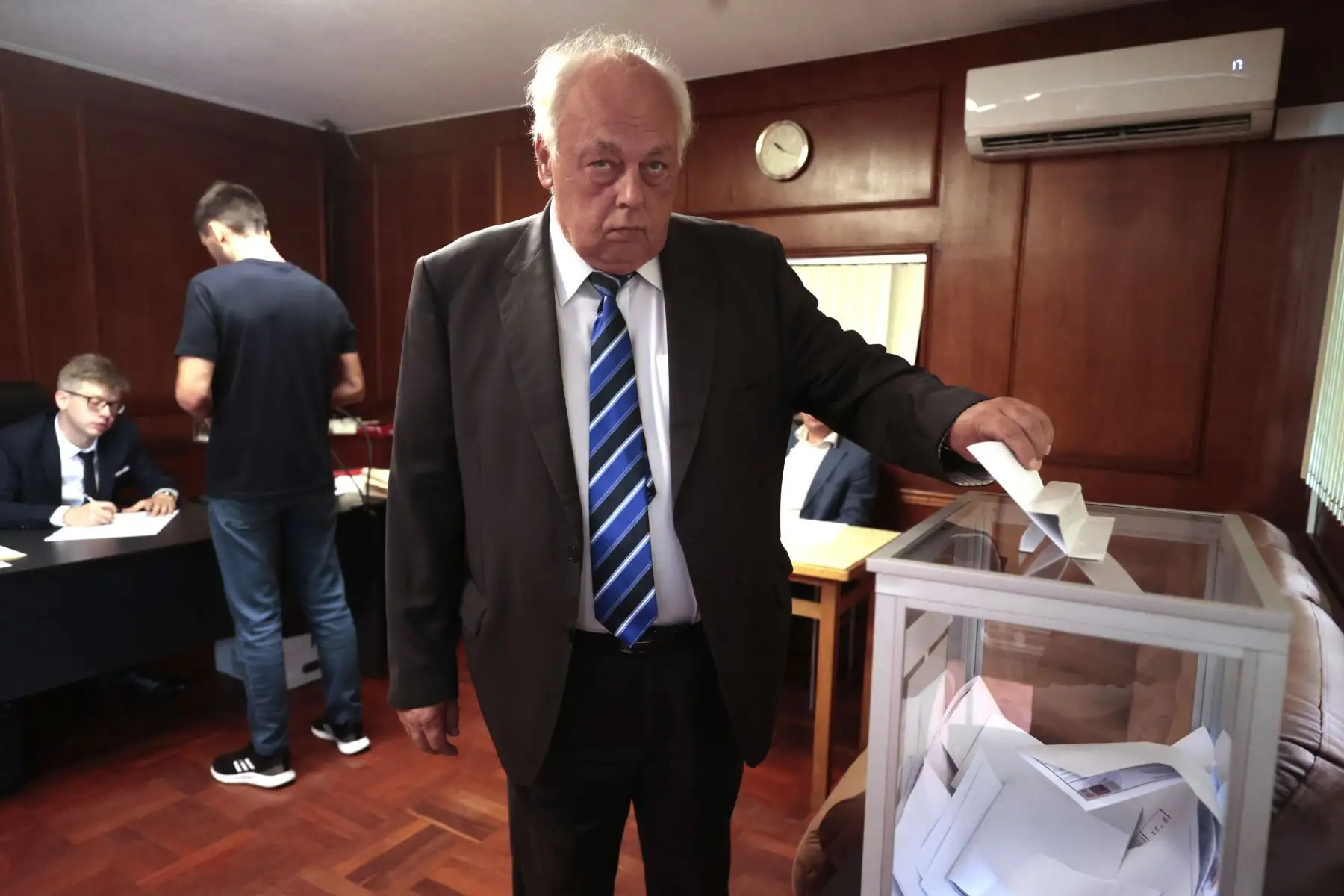 Igor Romanchenko Embajador de Rusia,Rusos votan en la embajada de su país en Lima. Foto: ANDINA/ Vidal Tarqui