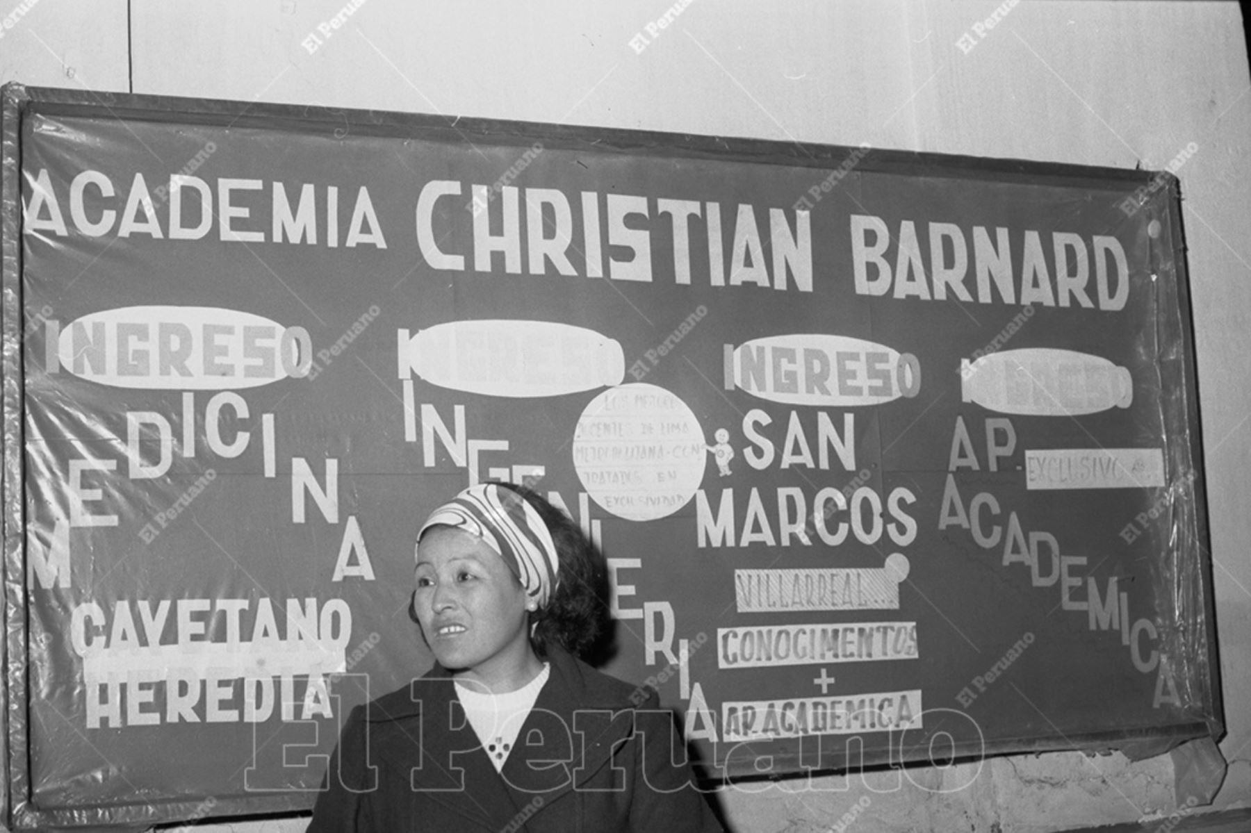 Lima - 2 agosto 1975 / Academia preuniversitaria Christian Barnard. Foto: Archivo Histórico de El Peruano / Oswaldo Sánchez