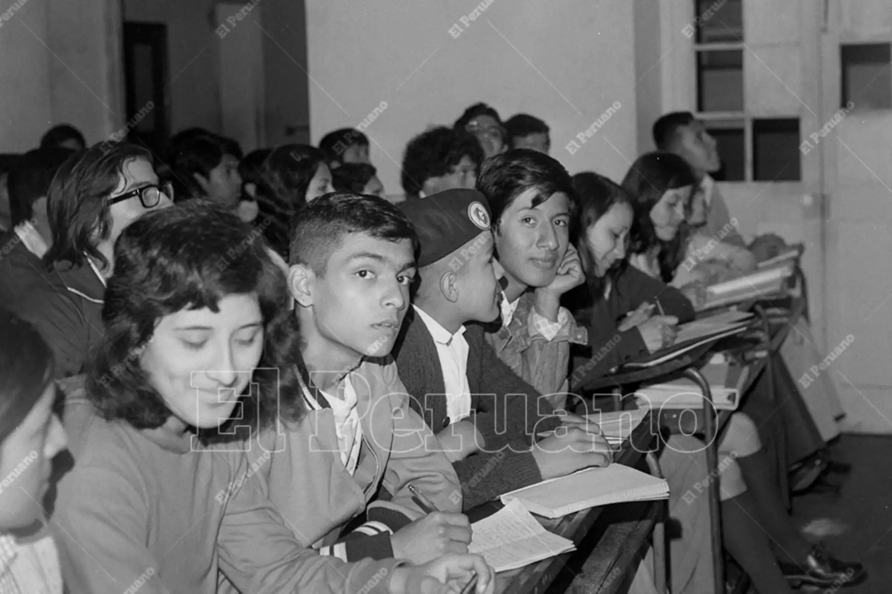 Lima - 10 agosto 1975 / Clases en la academia preuniversitaria Agronomía. Foto: Archivo Histórico de El Peruano / Leoncio Mariscal