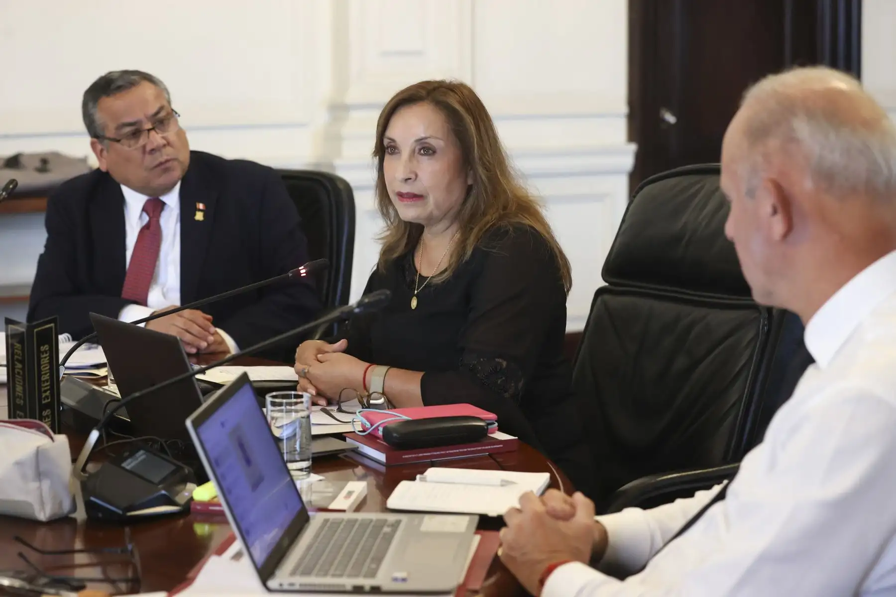 Presidenta Dina Boluarte lidera sesión del Consejo de Ministros. Foto: ANDINA/Prensa Presidencia