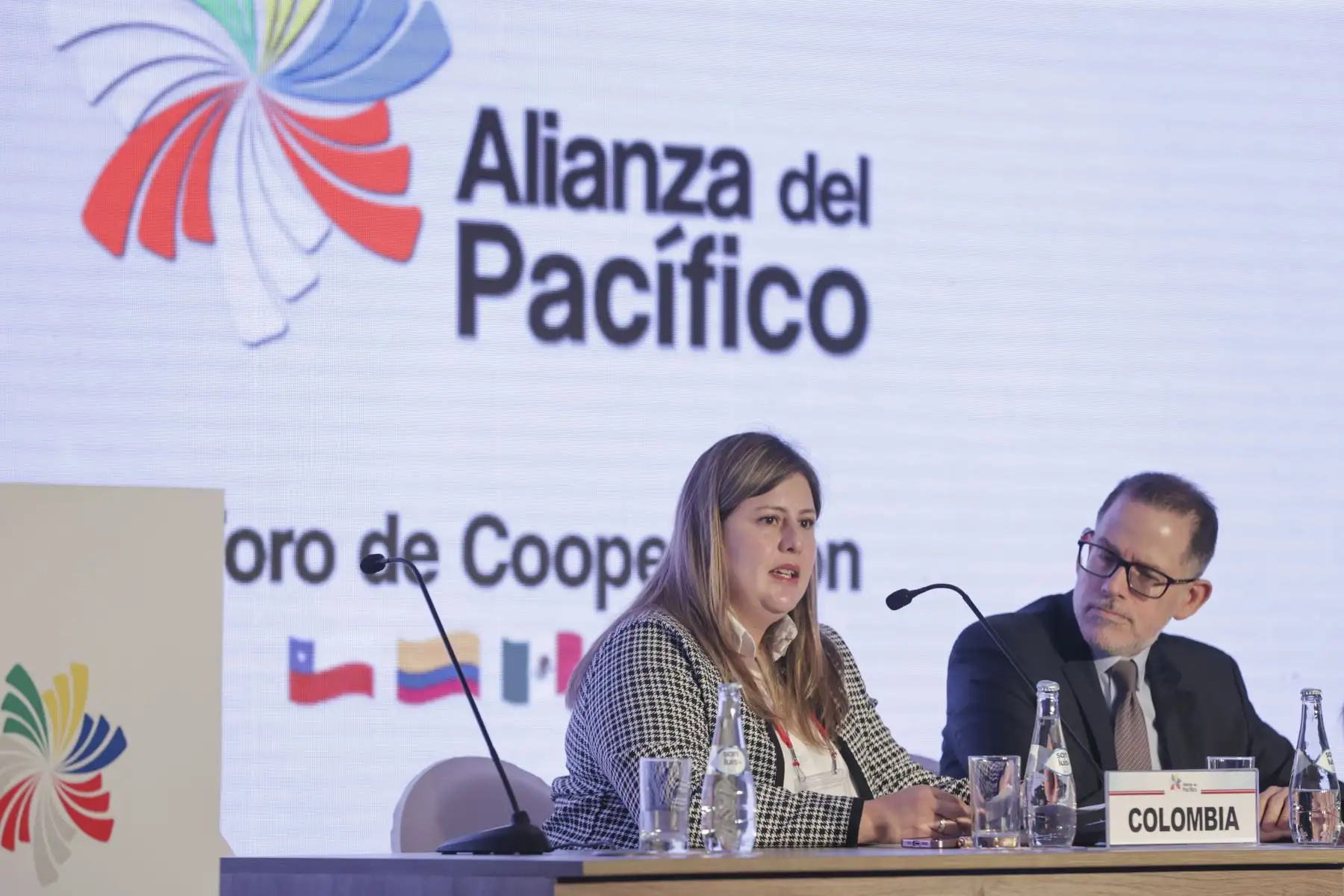 El Viceministro de Relaciones Exteriores, Embajador Ignacio Higueras Hare, acompañado por los coordinadores nacionales de Chile, Colombia y México, inaguró el  V Foro de Cooperación de la Alianza del Pacífico, que desarrolla bajo la Presidencia Pro Tempore del Perú. En este encuentro se busca dialogar y explorar oportunidades de cooperación internacional en beneficio de los ciudadanos de los paises integrantes de la Alianza. 
Foto: ANDINA/Andrés Valle