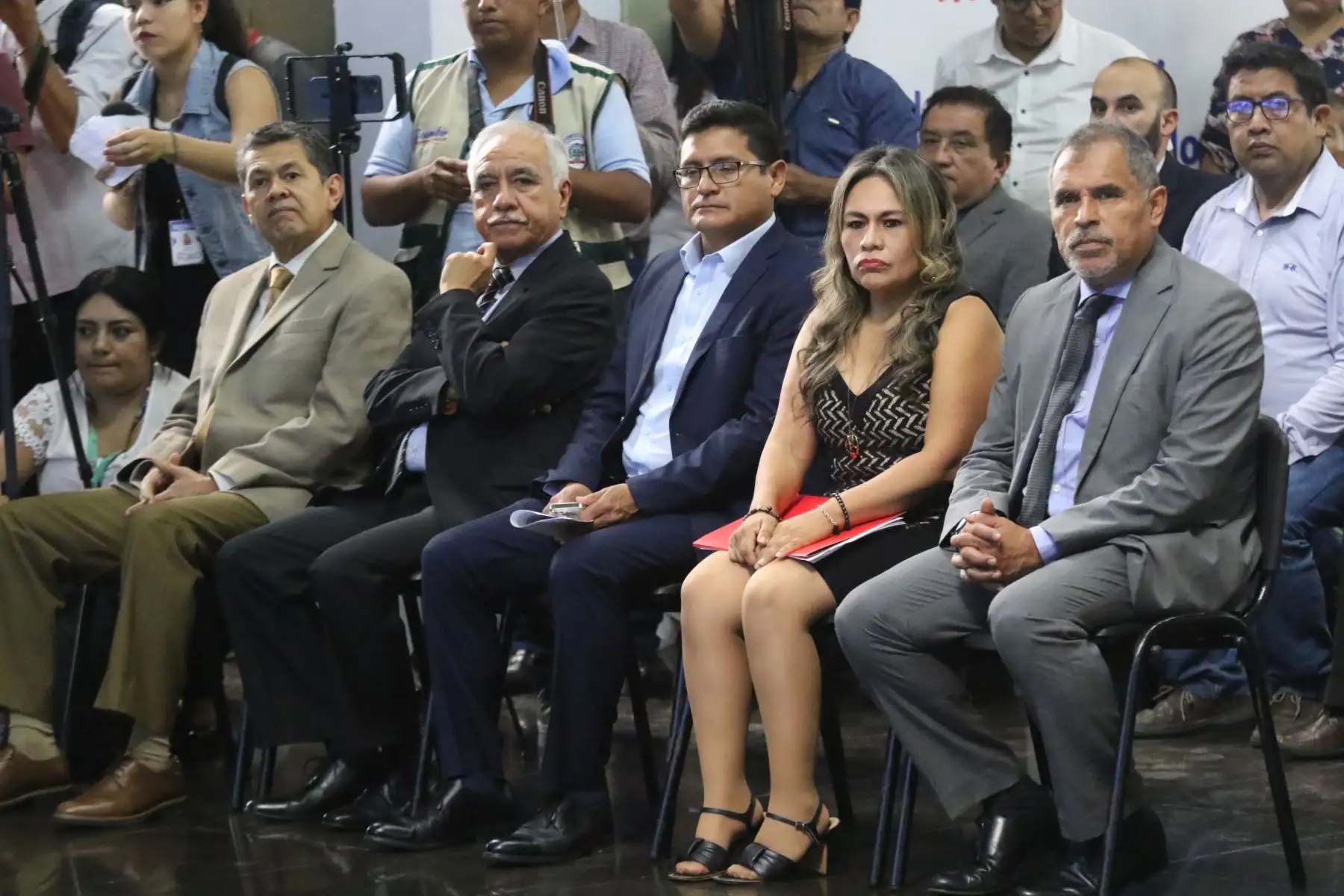 El ministro de Comercio Exterior y Turismo, Juan Carlos Mathews, participó en el lanzamiento de la Semana Santa 2024 de la región Junín en la sede del Ministerio de Cultura en San Borja, junto a otras autoridades. FOTO: ANDINA/Héctor Vinces