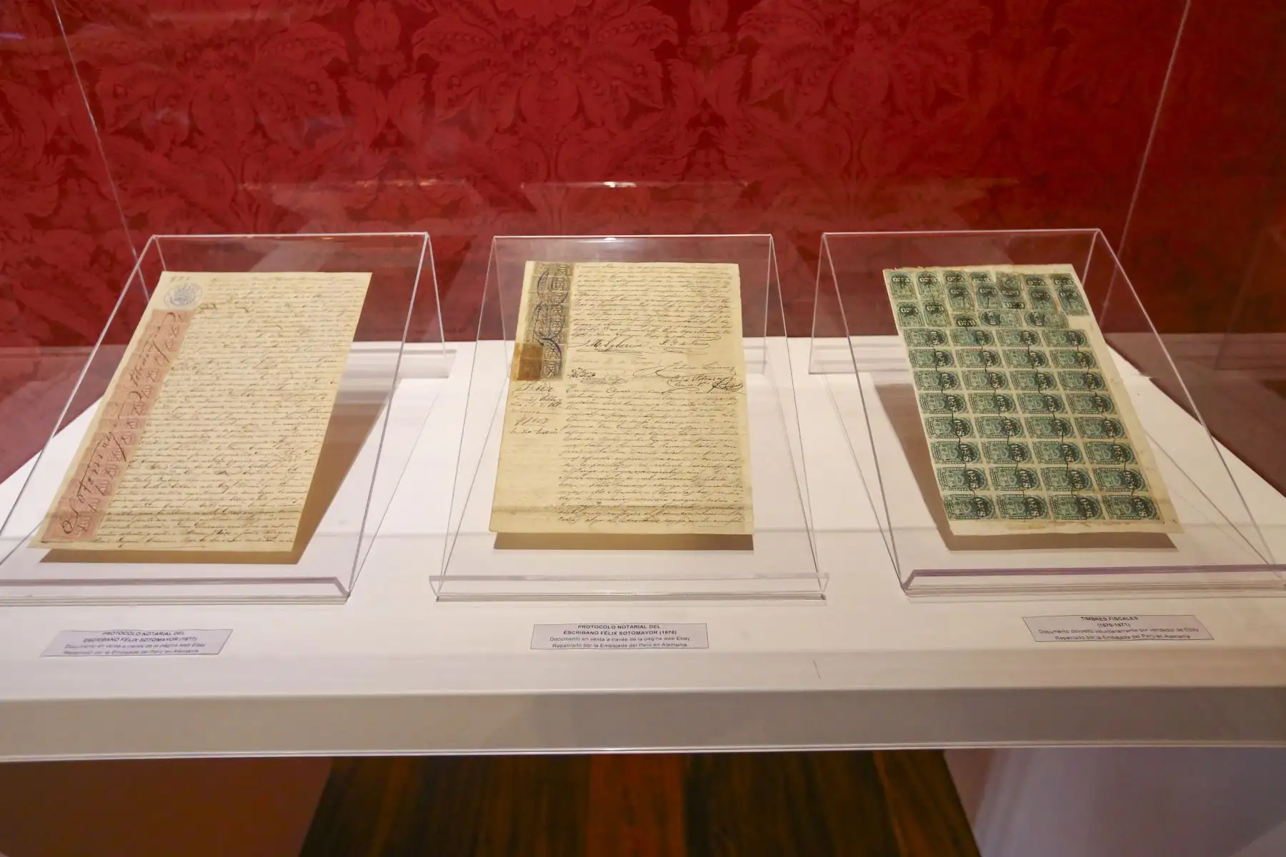 El Ministerio de Relaciones Exteriores entrega al Ministerio de Cultura (Mincul) 4600 bienes integrantes del Patrimonio Cultural de la Nación que fueron repatriados desde Alemania, Estados Unidos, Italia, Países Bajos, Portugal y Suiza. La ceremonia fue presidida por el ministro de Relaciones Exteriores, Javier Gonzáles-Olaechea, y la ministra de Cultura, Leslie Urteaga.
Foto: ANDINA/Eddy Ramos