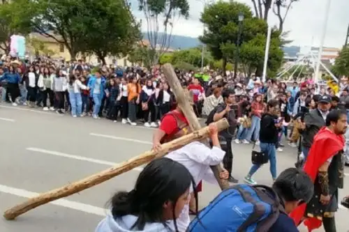 La celebración de la Semana Santa genera mucha expectativa en el sector turismo por la afluencia de turistas, tal vez no en la magnitud del reciente carnaval que atrajo más de 70,000 visitantes, pero la Municipalidad Provincial de Cajamarca prevé el arribo de 20,000 turistas para las actividades religiosas, culturales y turísticas que se desarrollaran del 24 al 31 de marzo.