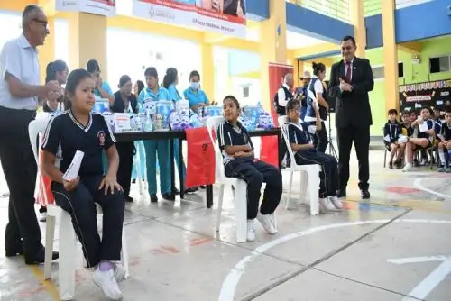 Autoridades de la Gerencia Regional de Salud Lambayeque exhortaron a los padres de familia a autorizar la vacunación de sus hijos.