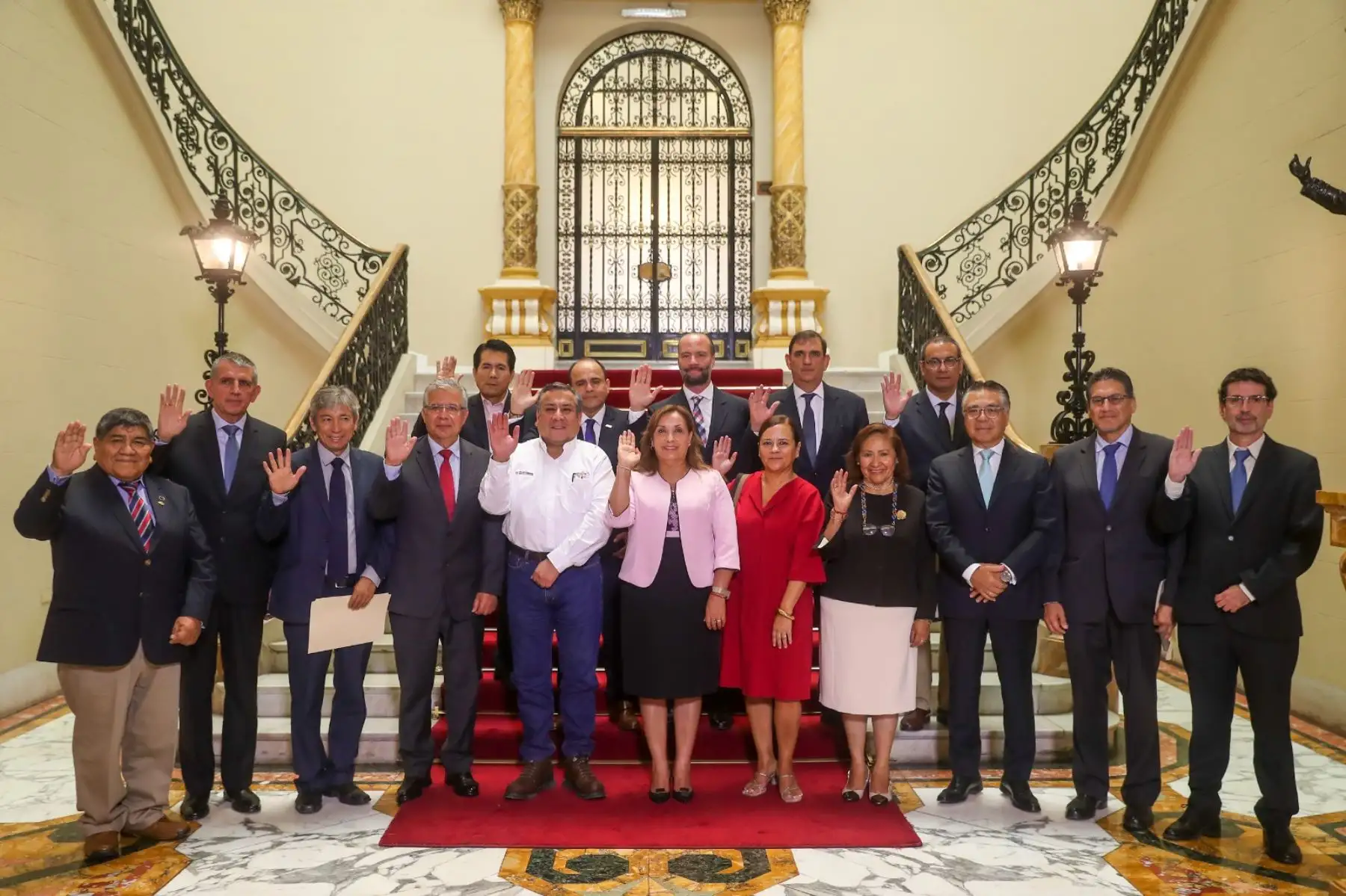 Presidenta de la república, Dina Boluarte, sostiene reunión de trabajo con dirigentes de gremios y sindicatos empresariales. Foto: ANDINA/ Prensa Presidencia