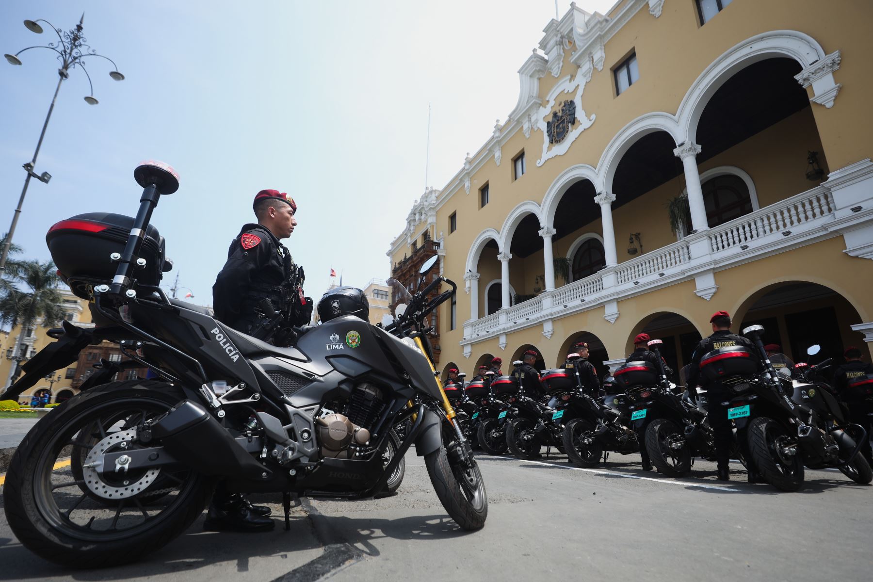 PNP recibe 400 motos para combatir criminalidad en Lima Metropolitana |  Noticias | Agencia Peruana de Noticias Andina