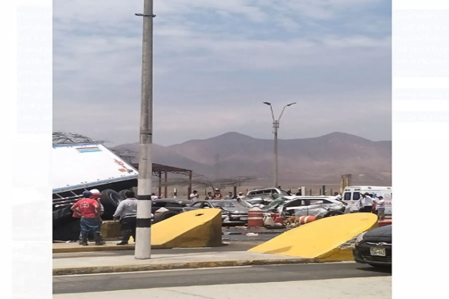 Se desconoce las causas del accidente, pero usuarios aseguran que la empresa concesionaria del peaje está ejecutando obras en el lugar.
