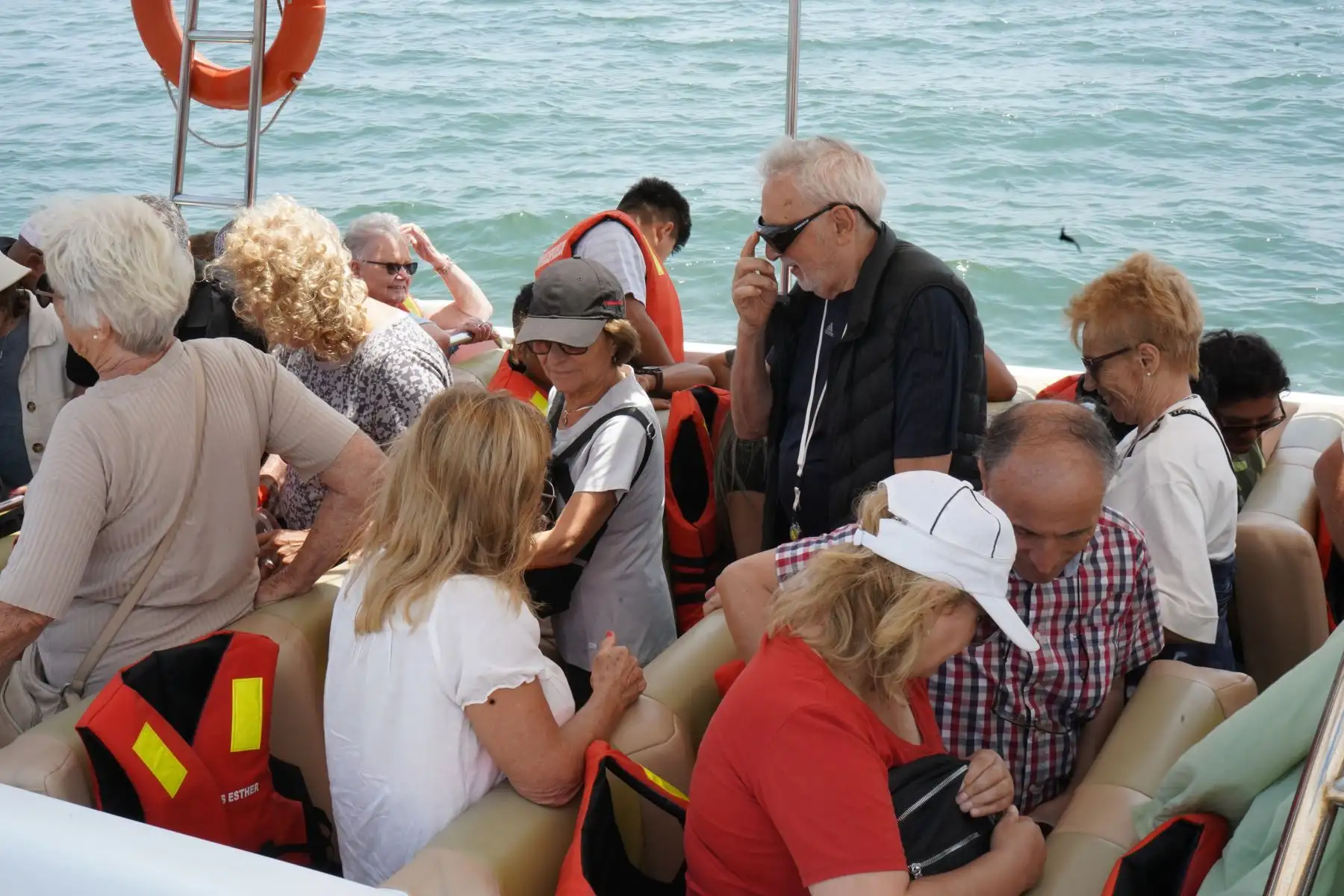 Paracas celebró con miles de turistas extranjeros su Festival Internacional de la Vendimia El VII Festival Internacional de la Vendimia se celebró en Paracas con ritmo, sabor, reinas, feria de expositores, pisco, vino música, sol, playa y miles de turistas extranjeros que llegaron en dos cruceros. Foto: ANDINA/ Julio Castillo