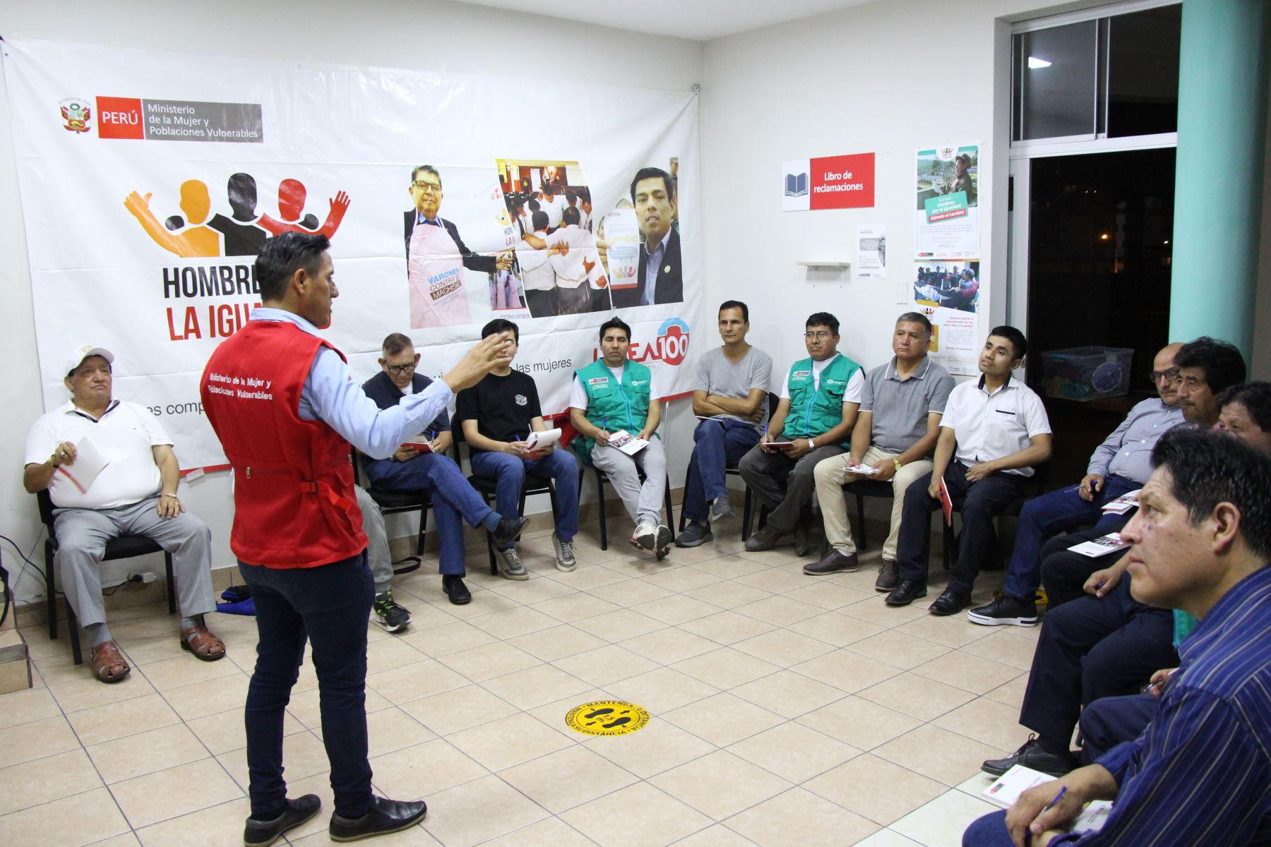 Más hombres practican una masculinidad libre de violencia hacia las mujeres. Foto:ANDINA/Difusión