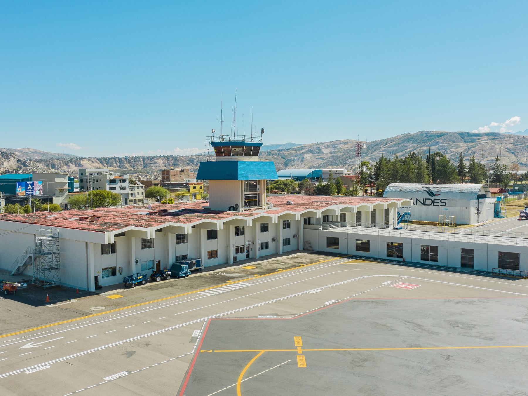 El aeropuerto de Ayacucho espera recibir más de 7,700 turistas durante el feriado largo por Semana Santa.