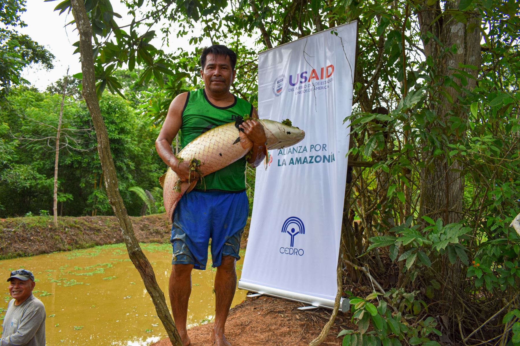 Piscicultores de comunidades indígenas de Ucayali participarán en la feria A Comer Pescado. Foto: CEDRO/Difusión