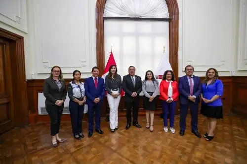 Jefe de Gabinete sostuvo reunión con bancada de Alianza para el Progreso