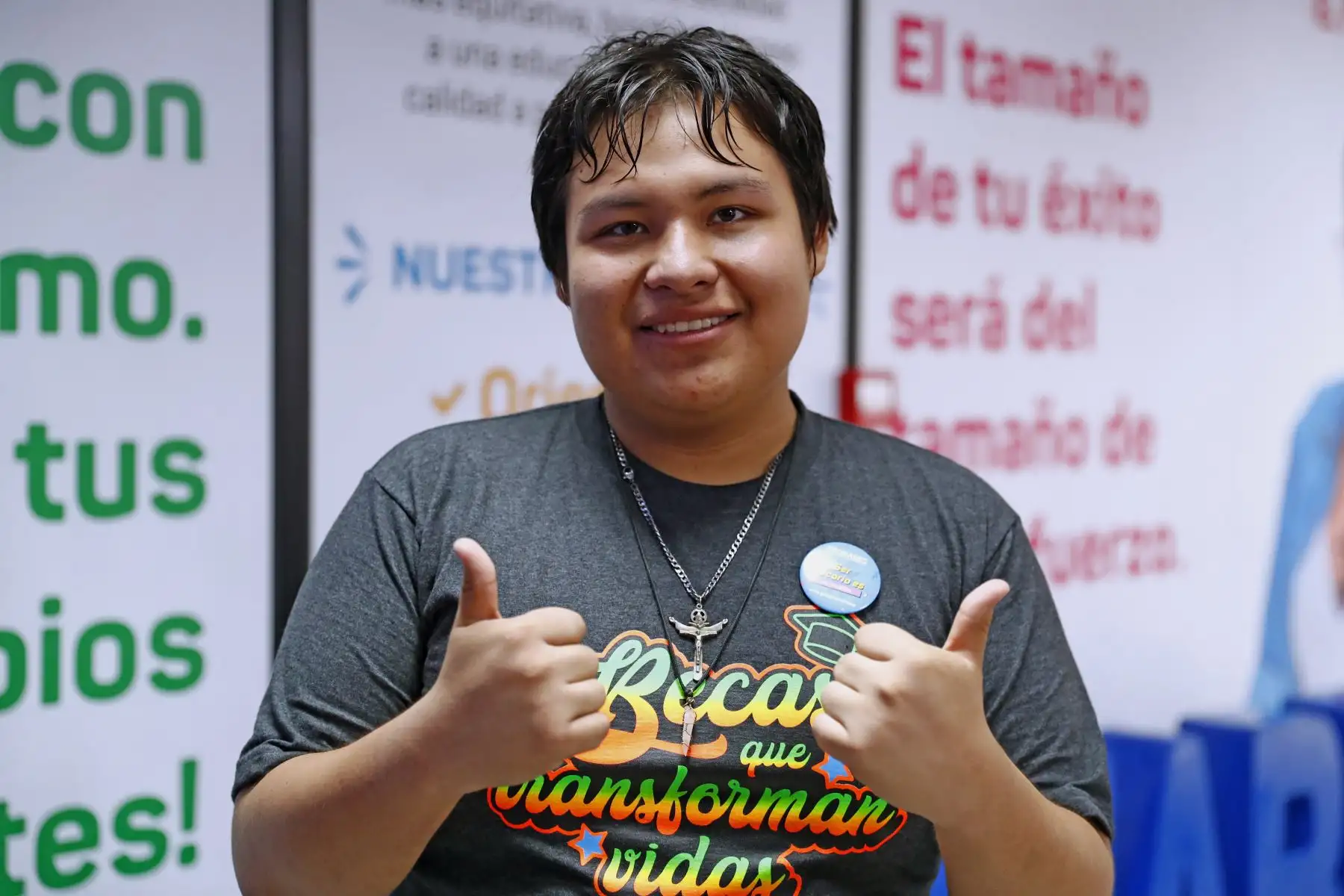 Michael Zagal Huamán es uno de los 4 mil jóvenes peruanos que fueron seleccionados ganadores del primer concurso del programa Beca 18 - 2024. Él alcanzó la beca como segundo puesto en la modalidad CNA y PA, y ahora podrá estudiar la carrera de Psicología en la Universidad Peruana Cayetano Heredia. Foto: ANDINA/Daniel Bracamonte