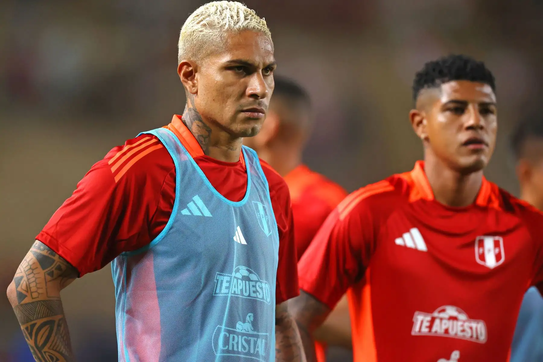 Entrenamiento de la selección peruana, previo al partido contra República Dominicana en el estadio Monumental, en el distrito de Ate. En la imagen Paolo Guerrero.. 
Foto: ANDINA/Carlos Lezama Villantoy
