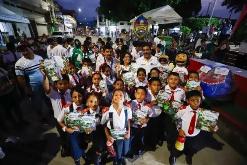 Titular de Cultura, Leslie Urteaga, invocó a jóvenes sentirse orgullosos de sus danzas y música tradicional, y ser voceros de la importante cultura de San Martín.
