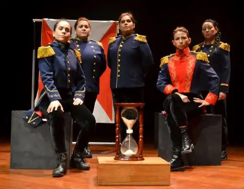 Ministerio de Cultura celebra Día Mundial del Teatro con función gratuita de Libertadores. Cortesía