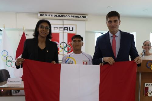 deportistas peruanos abanderados de los I Juegos Bolivarianos de la Juventud Sucre 2024