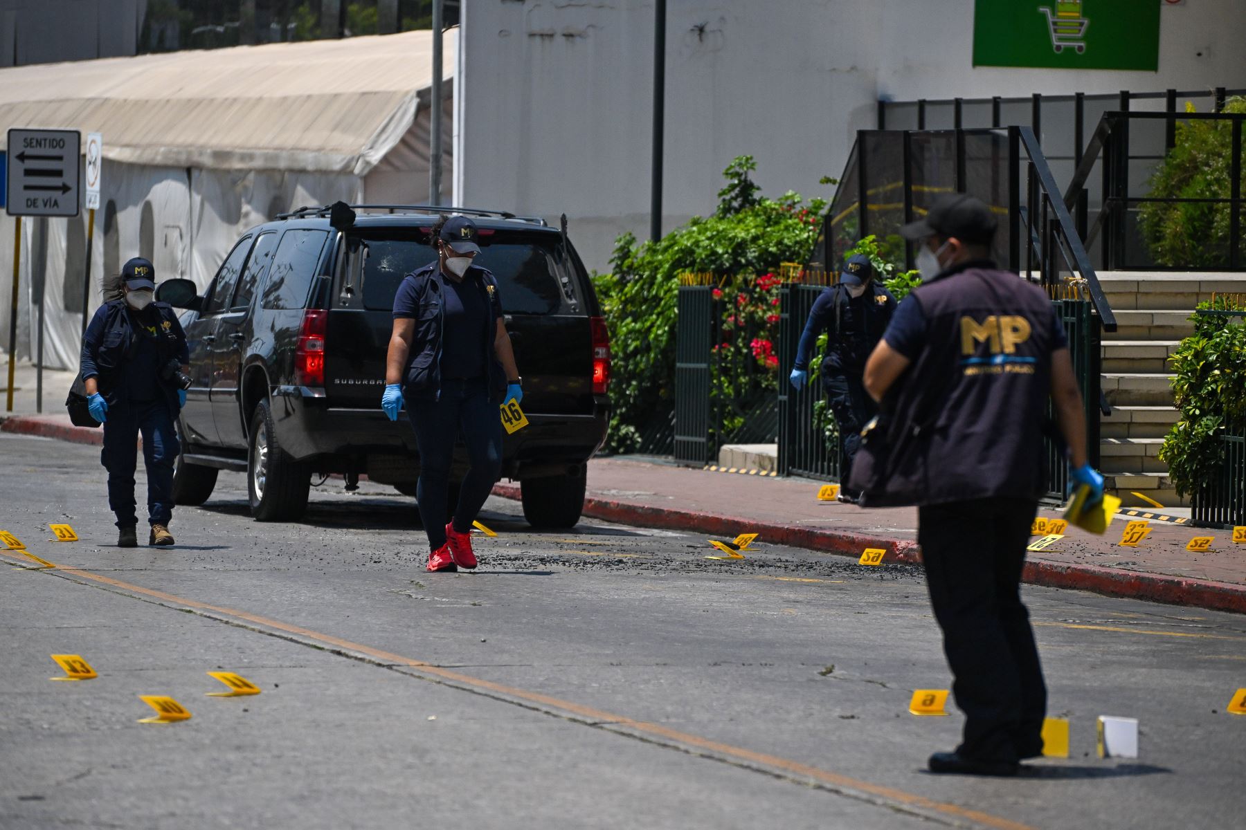 Zona de la emboscada contra la fiscal Miriam Reguero en Ciudad de Guatemala. Foto: EFE